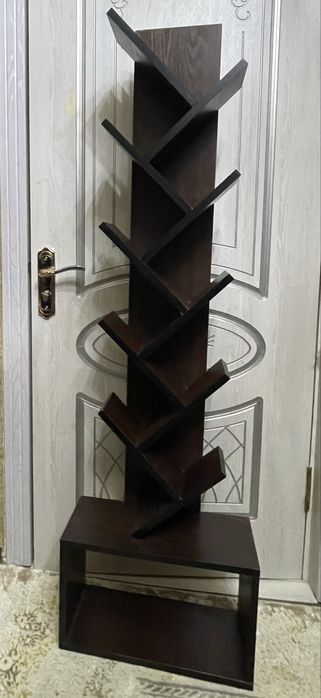 Продается книжная полка