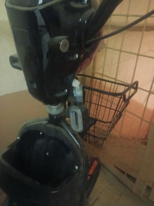 Скутер электромопед