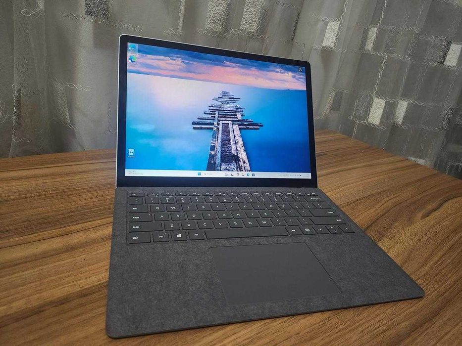 Microsoft Surface Laptop 4