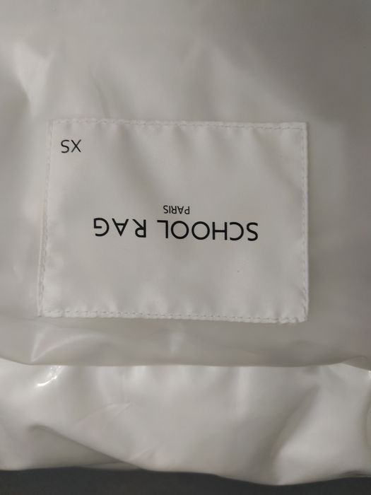 Продам пуховик укороченный