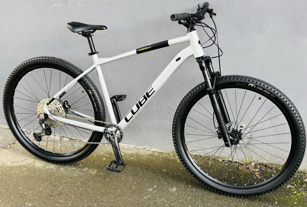 Se vinde Bicicleta Mountain-Bike MTB CUBE Attention SLX MODEL 2024 cadru din aluminiu Hardtrail marimea XL roti 29", frane hifraulice pe ulei!!