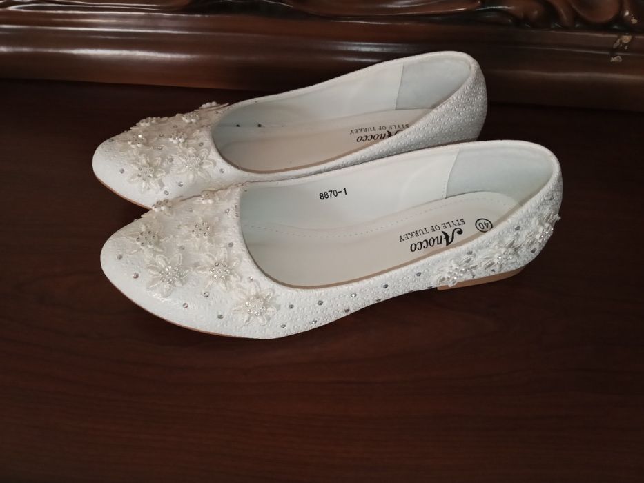 Свадебная туфля- белая.