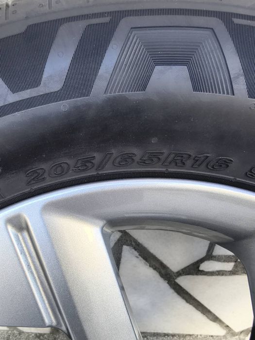 Летни гуми с джанти за Hyundai Kona