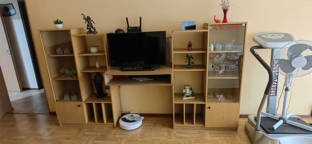 СЕКЦИЯ за хол или стая 270/145/35/ Ш.В.Д.