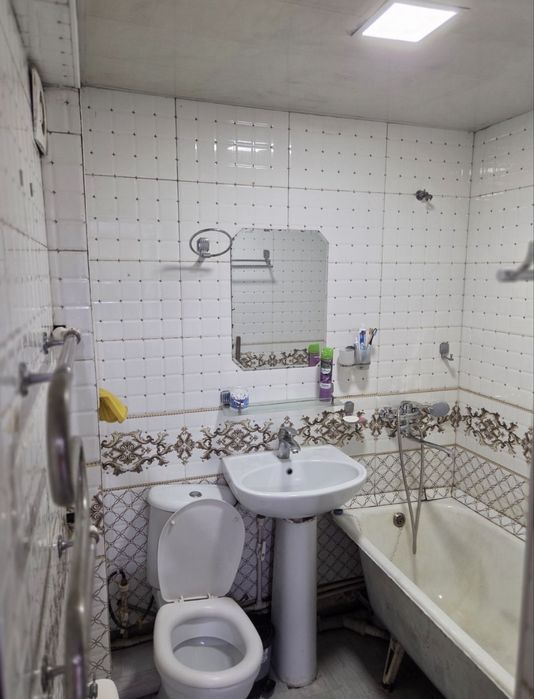 Сдается 2 ком Чиланзар 1 квартал. Пионерская. Гемотология