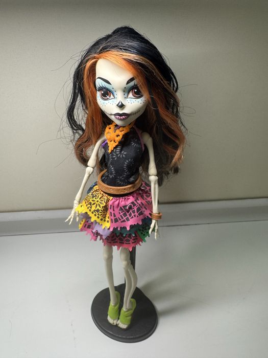 Monster high скелита калаверас