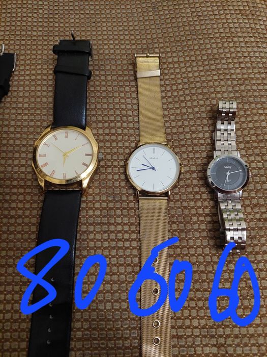 Vand ceasuri diferite modele