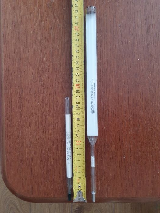 Продам термометр ртутный