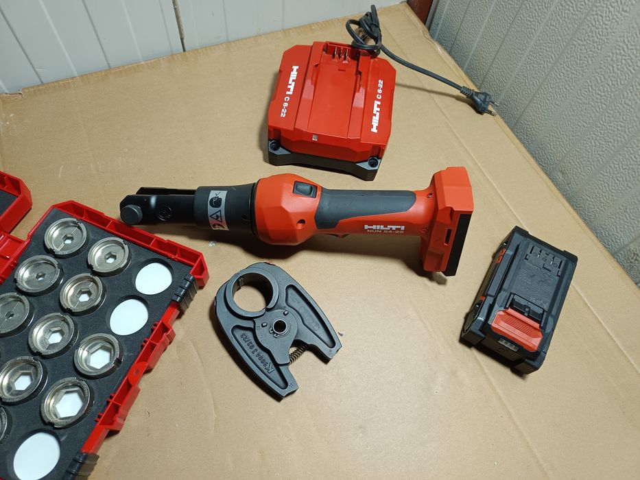 Presa hidraulica de sertizat conectori electrici Hilti Nuron