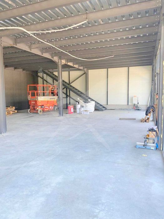 Продава се Промишлена сграда в Пловдив, Индустриална зона - Север - 2000 кв.м за 325 €/кв.м - Снимка #3