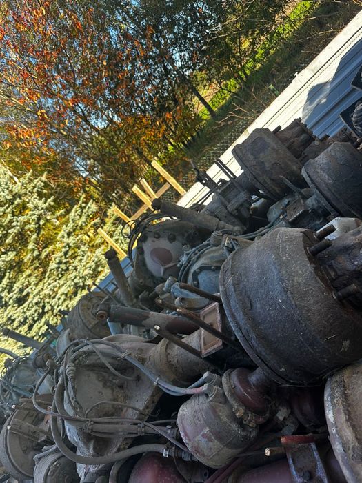 Автозапчасти Мерседес814