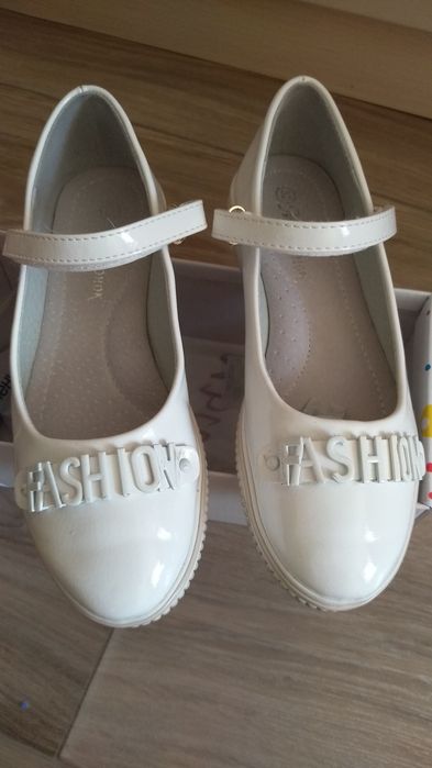 Туфли для девочки