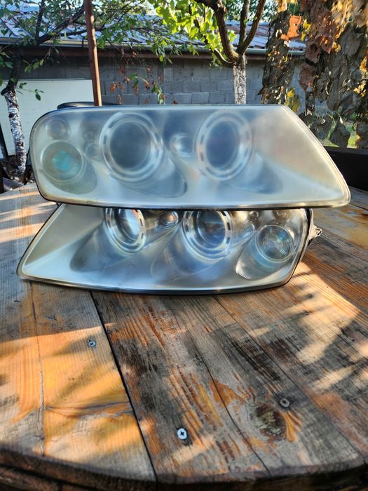 Фарове за тоарег 2004г