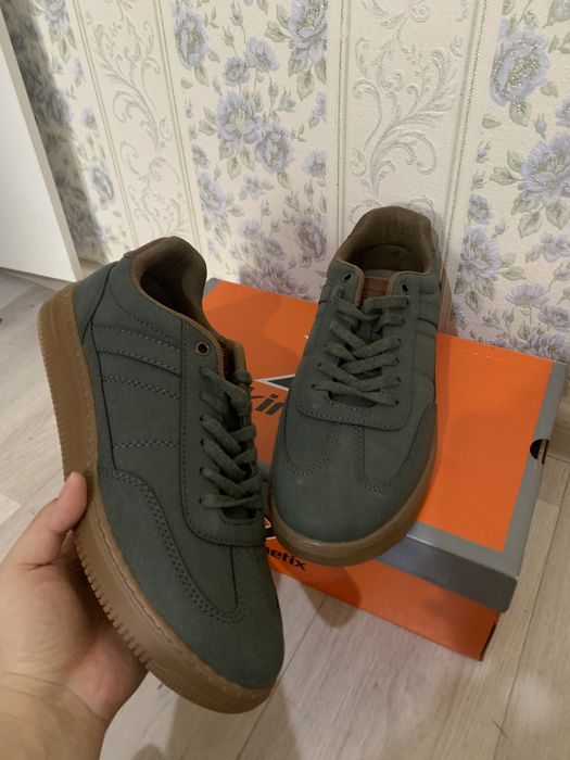 Аяқ киім, 42 рр..