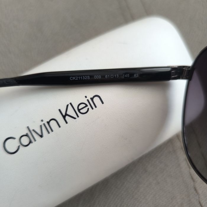 Оригинални слънчеви очила Calvin Klein