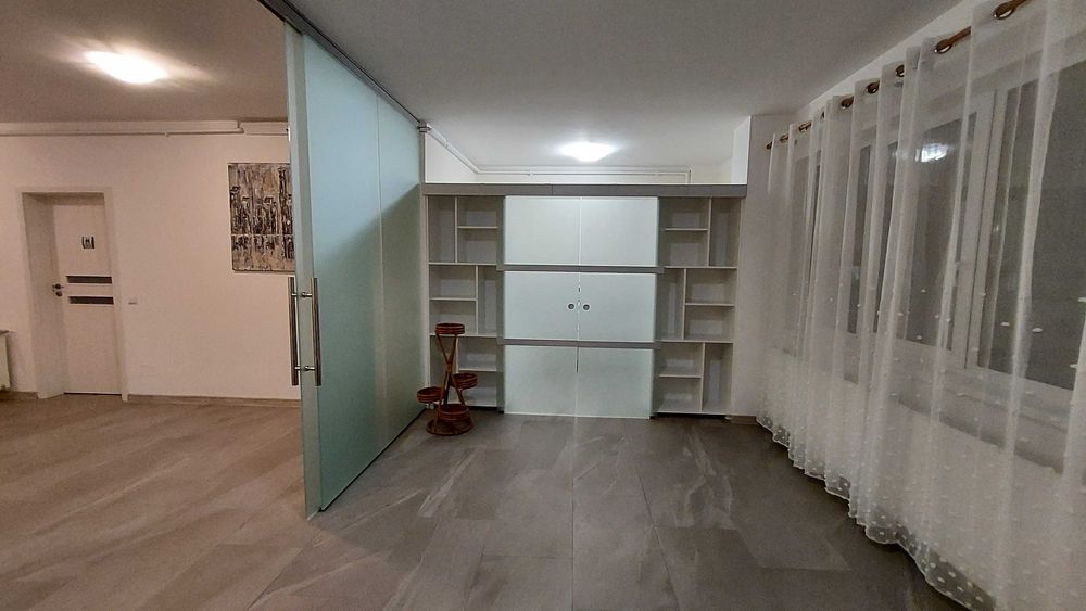 Apartament de închiriat pentru persoane/firmă