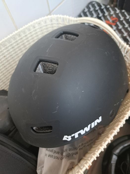Casti si protectii bicicleta