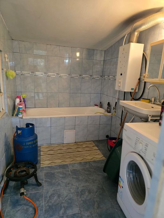 Vând casă cu teren în comuna Băneasa județul Giurgiu