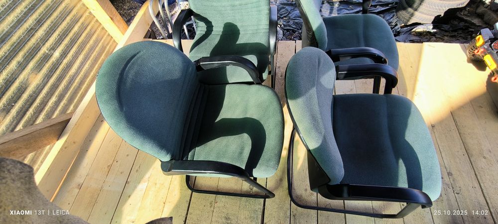 4x scaune comfortabile