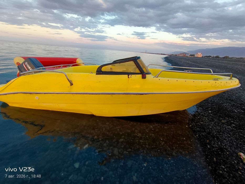 Продаю лодку с мотором Yamaha 85