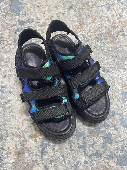 Женские сандали