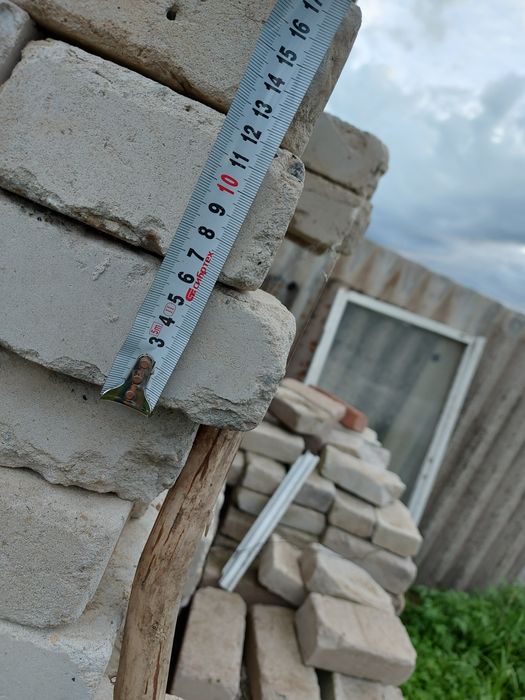 Кирпич силикатный б/у