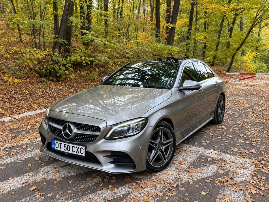 Mercedes-Benz C 180 9G - TRONIC !!