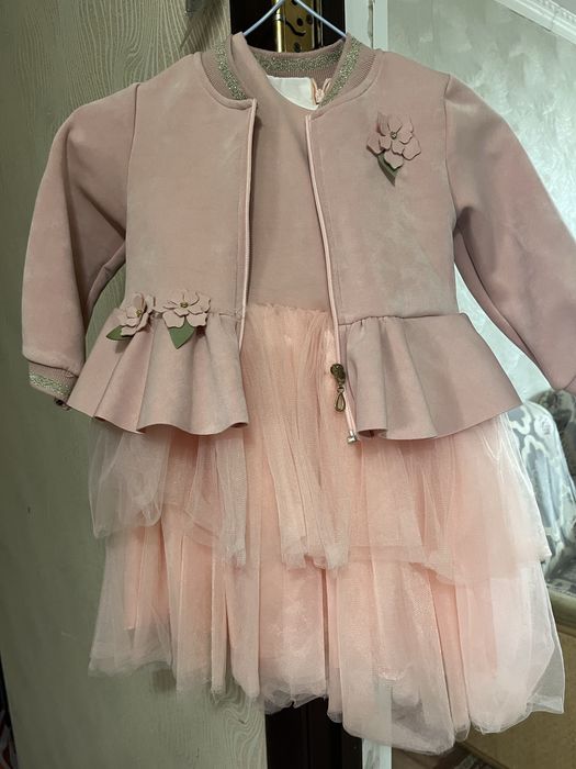 Продам детское платье