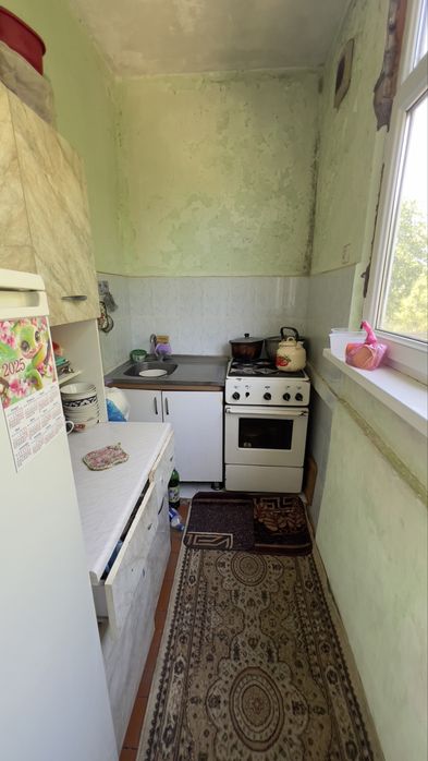 Uy sotiladi srochna!