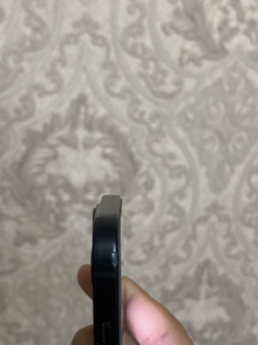 Продаю или обмен айфон 15 128гб