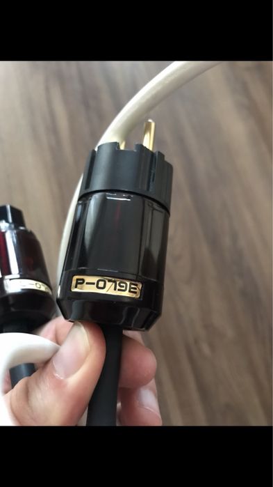 Захранващ кабел Oehlbach и Oyaide накрайници