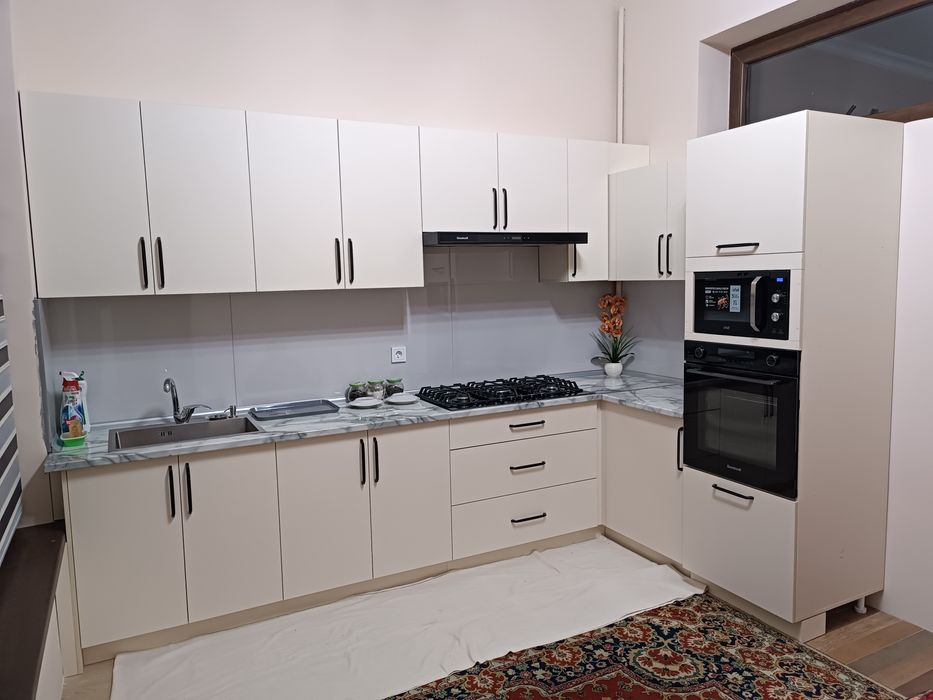 Zakazga kuhinniy mebel yasimiz