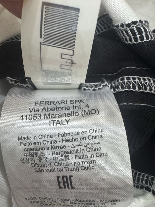 Мъжка тениска с яка FERRARI . Размер  XL/2XL