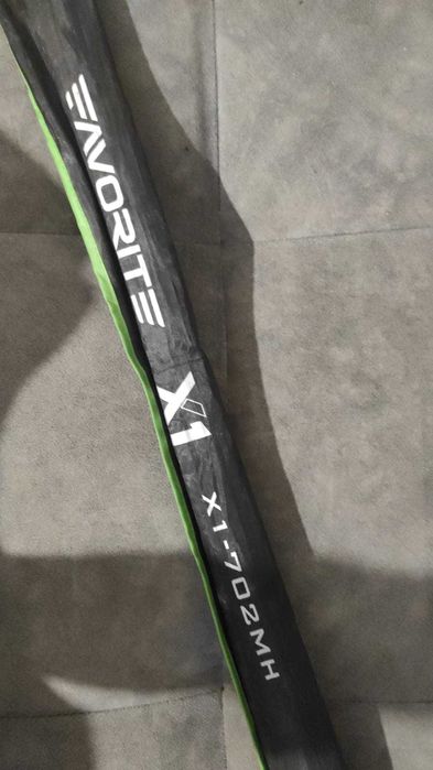 Продам спиннинги Favorite