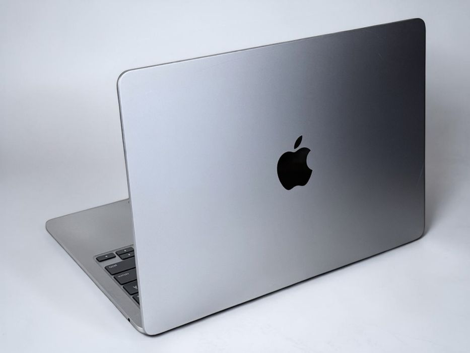 Apple MacBook Air 13 M2 16RAM 1TB Gray Перфектен! Гаранция!