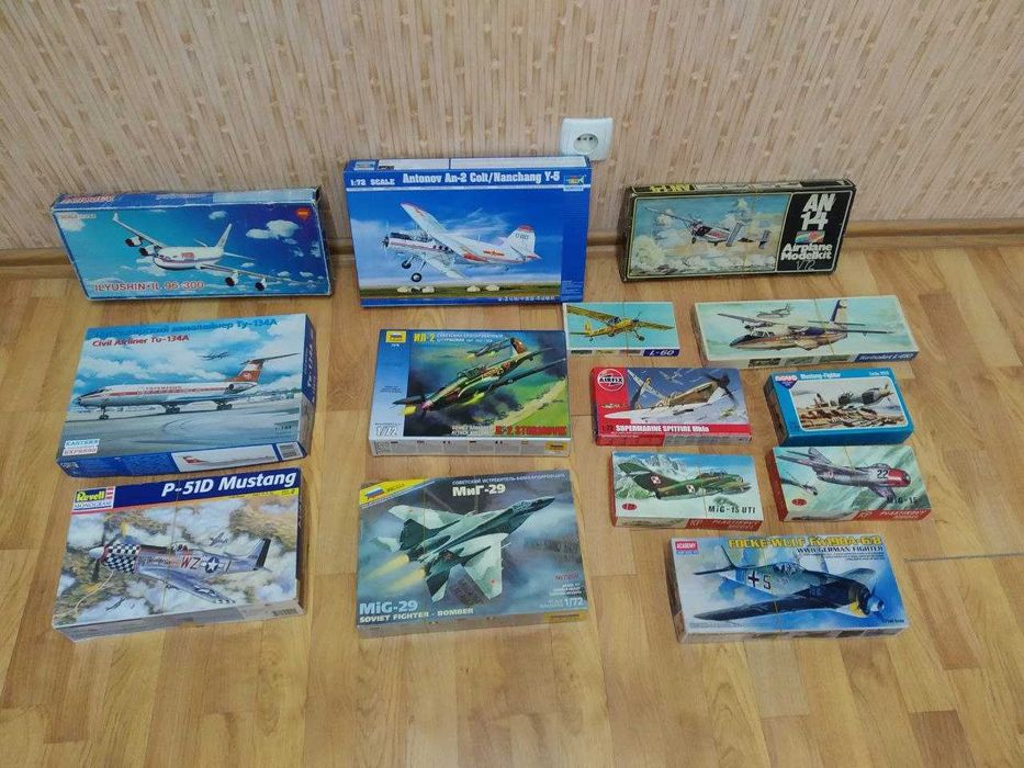 Сборные модели самолетов. 1:100.  ГДР. 1980-е.