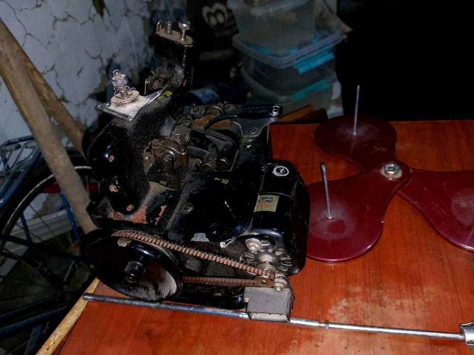 Авирло швейная машинка