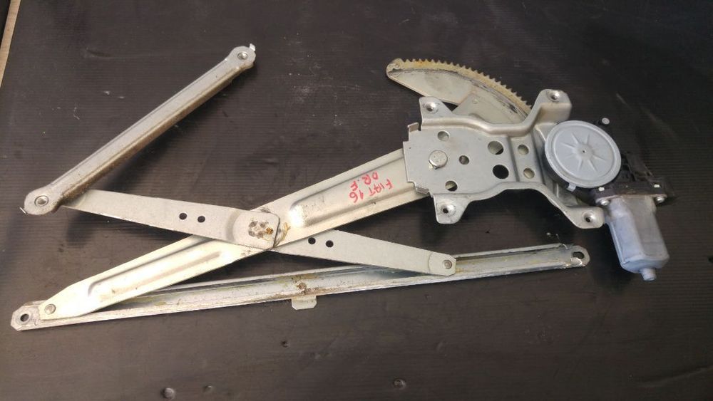 macara cu motoras usa dreapta fata  fiat sedici 16 2006-2014 83560-63j00