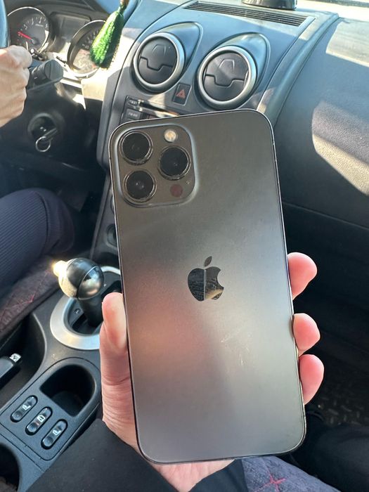 Продам Iphone 13 pro max 256 гб