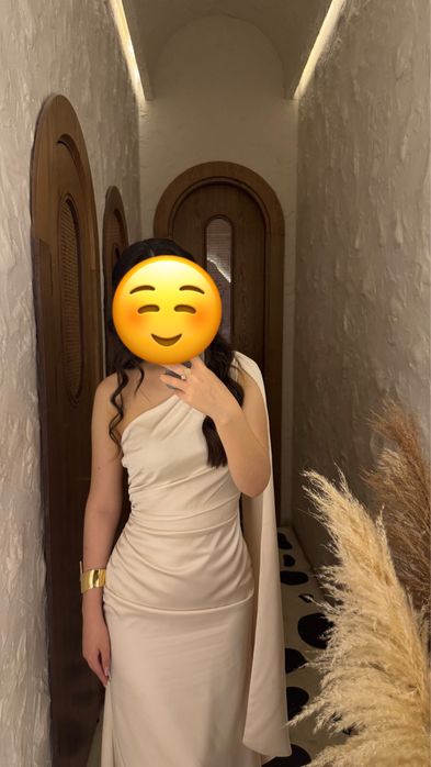 Платье Lichi, надето 1 раз, идеальное состояние