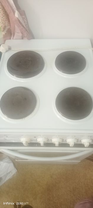 Продам электро плиту