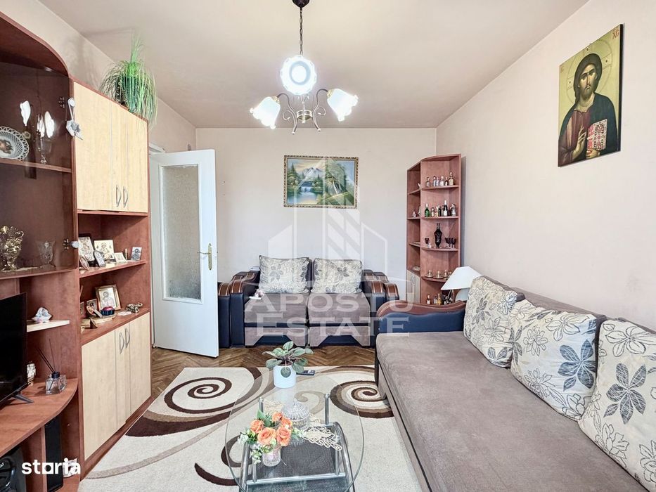 Apartament de vanzare Calea Torontalului Cetatii centrala boxa — fotografia 1