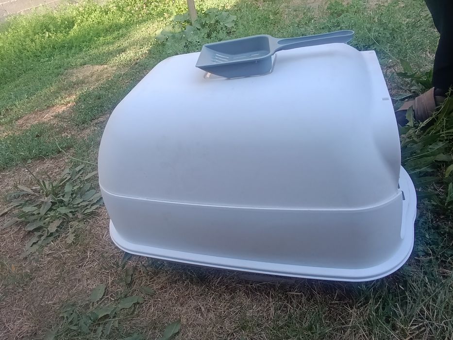 Лоток с бортиком