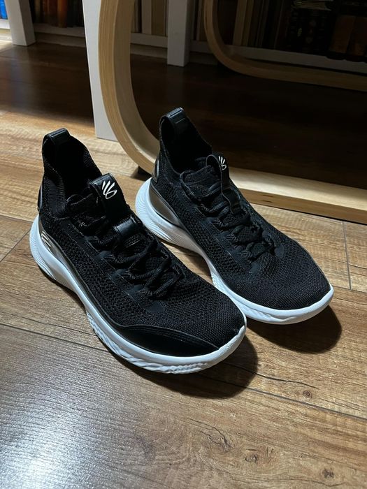 Pantofi baschet Under Armour Curry 8