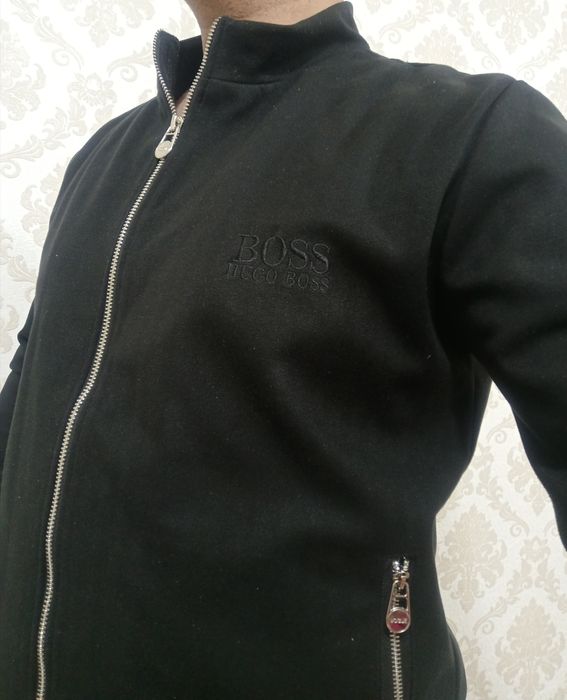 Срочно продам оригинал BOSS мужской спортивка