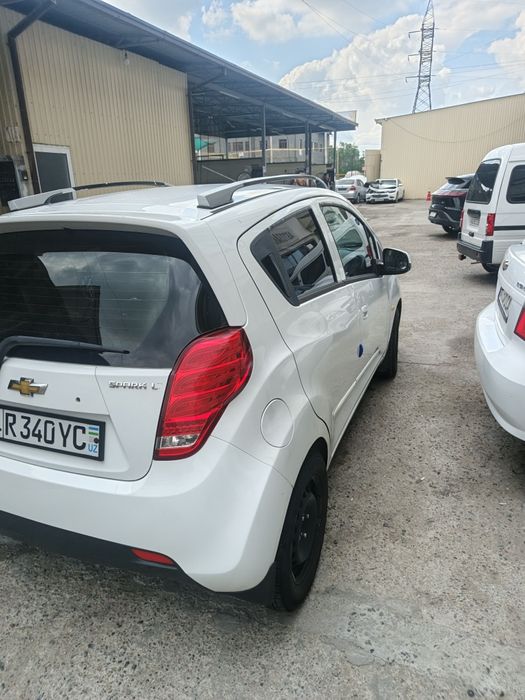 Chevrolet Spark 2012 — 8