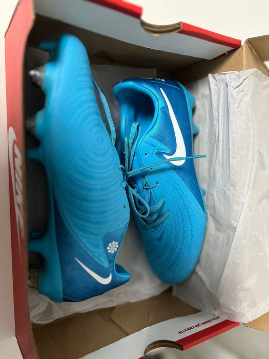 Ghete de fotbal cu filet, Nike phantom luna academy,