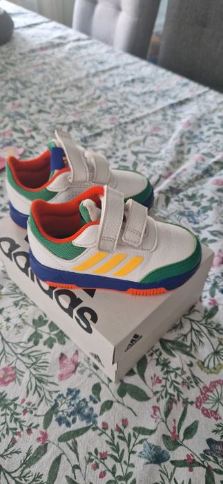 Детски маратонки на адидас