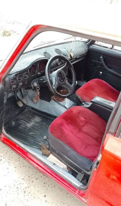 Ваз 2101
Мошина минишга таёр, пропанда
Мошина минишга т