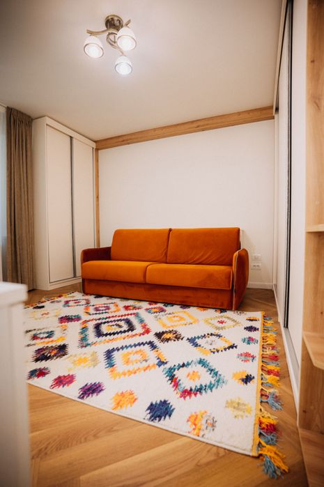 Garsonieră premium, complet renovată – zona Avram Iancu, Brașov | 69.900 € negociabil